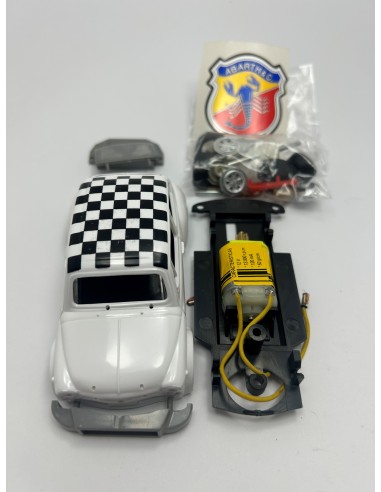 Fiat Abarth blanco techo cuadros negros en kit