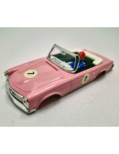 Carrocería Mercedes 250 Sport rosa